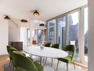 Sanierter Altbau - sehr private DG-Wohnung mit großen Fensterfronten