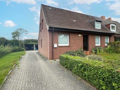 Praktische Doppelhaushälfte mit Terrasse, großem Garten und idealer Raumaufteilung
