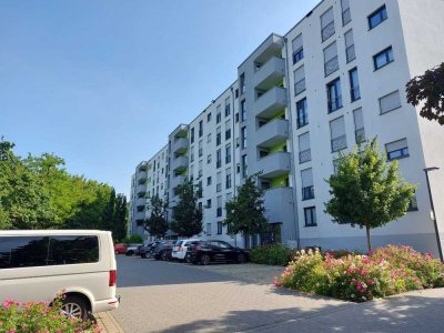 Geschmackvolle 3-Raum-Wohnung mit gehobener Innenausstattung mit Balkon und EBK in Mainz