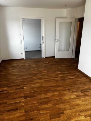 Schöne helle 2-Zimmer Wohnung im Seniorenwohnen