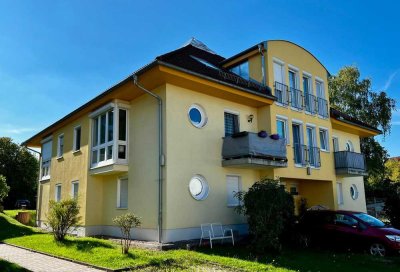 Ruhig gelegene 2-Zimmerwohnung mit Balkon und Stellplatz