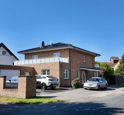 Zweifach Panorama - Ihr EFH in Syke mit doppeltem Ausblick, Garten und Garage!