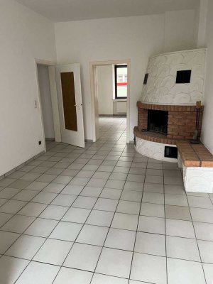 Schöne 2,5 Zimmer Wohnung City Nah