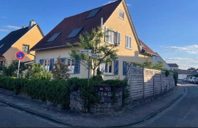 Neuwertiges Einfamilienhaus mit Garten in Altrip