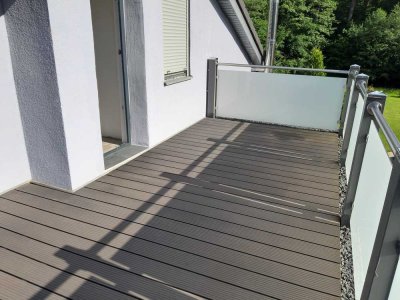 Neu renovierte 2-Zimmer Dachgeschosswohnung mit Balkon in Grafenberg
