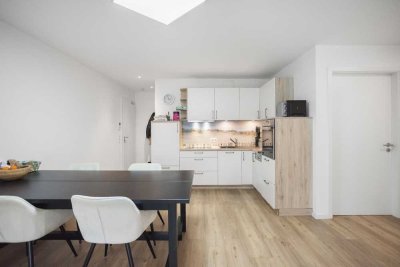 Moderne Etagenwohnung in exzellenter Lage mit offener Küche, Aufzug und bodentiefer Dusche