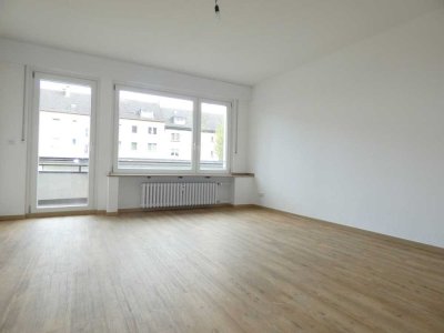 *** 3-Zimmer mit Balkon - Erstbezug nach Sanierung!***