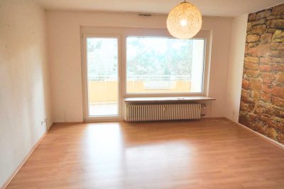 1-Zimmer-Wohnung mit Balkon, Einbauküche und Stellplatz