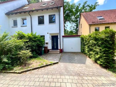 Reiheneckhaus in Roth 
in grüner und naturverbundener Lage!