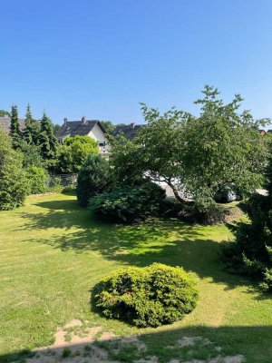 Helle 3-Zimmerwohnung mit Garage in Dormagen-Delhoven