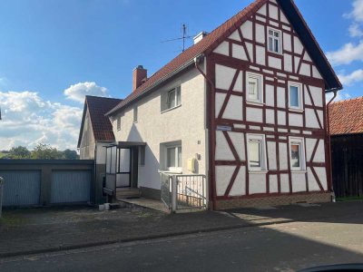 Einfamilienhaus von privat mit Doppelgarage und großem Garten / OT Groß-Eichen