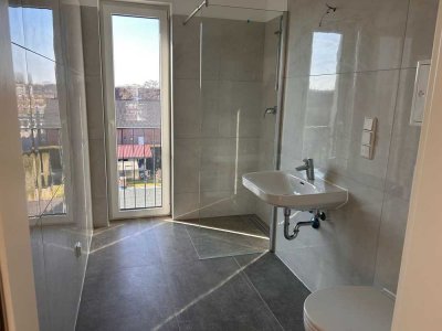 Moderne 1-Zi.-Whg. mit EBK & Balkon, nahe UNI/WISTA, 10 Min. zur S-Bahn – ab 12/2025 Erstbezug!