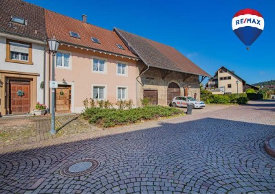 Historisches Einfamilienhaus mit Scheune - für Liebhaber von Antiquitäten und Details in Reckingen