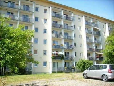 schöne 3-Raumwohnung für nur 310 EUR (KM)
