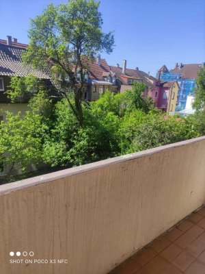 1- Zimmer-Wohnung mit Balkon und Garage in Pforzheim                         Tel.: 0172 7400241