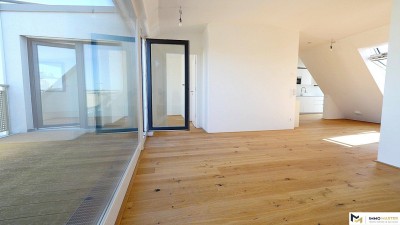 Neue Dachterassen-Wohnung, Erstbezug mit Tiefgaragenplatz