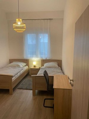 Exklusive, modernisierte 3-Raum-EG-Wohnung mit gehobener Innenausstattung in Ilvesheim
