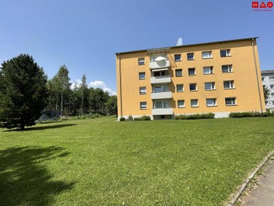 Helle und freundliche Wohnung am südseitigen Sonnenhang in top Lage mit Balkon!