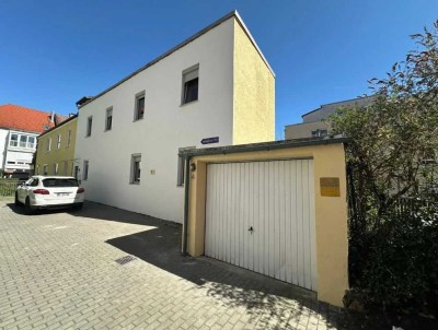 Ein-Zweifamilienhaus - Ruhig u. Zentral mit Garten + Garage + Stellplatz am Hettenbach