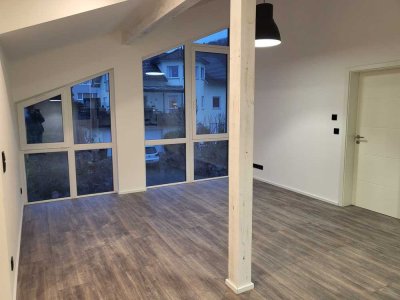 Wunderschöne Lichtdurchflutete Dachgeschosswohnung/Erstbezug