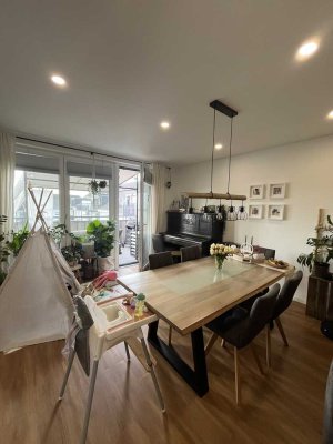 3-Zimmer DG-Wohnung (teilklimatisiert) mit Balkon und Einbauküche im Pioneer Park Wolfgang