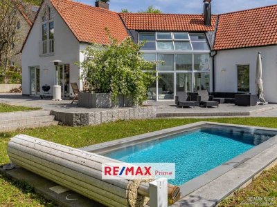 Exklusives Wohnkonzept mit Einliegerwohnung, Panoramablick, Pool, Sauna und 860 m² Garten