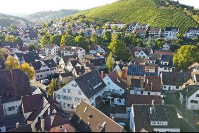 Attraktives Investment & Provisionsfrei: Vermietete DG-Wohnung mit langfristigem Mietverhältnis