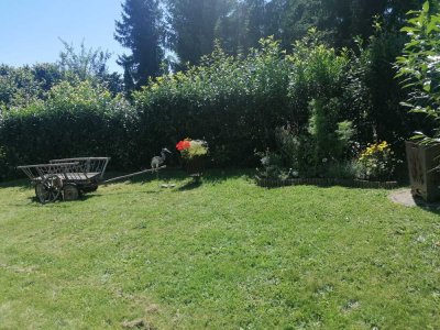 Ruhige modernisierte 3,5-Zimmer-Wohnung mit Balkon in Fichtelberg
