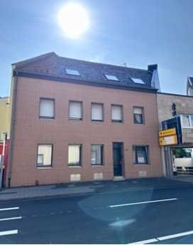 Provisionsfrei! Mehrgenerationen- oder Mehr/Einfamilienhaus mit Garten in zentraler Citylage