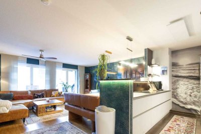 Luxuriöse ♥️Erdgeschosswohnung (barrierefrei) - Einbauküche, Terrasse, Stellplatz, Lift