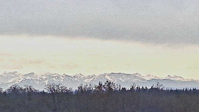 Sehr helle, südorientierte 3-Zimmer-Wohnung in Haar, 4 Räume mit Alpenblick