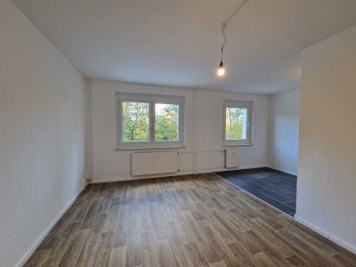 „Klein, fein, bald dein: Ruhige 1-Zimmer-Wohnung mit Dusche ab sofort!“