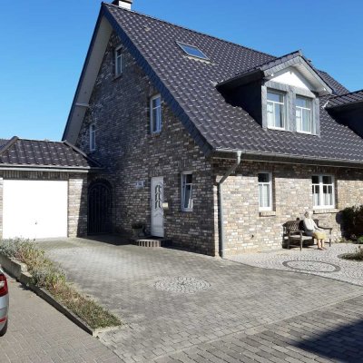 Einfamilienhaus Doppelhaushälfte in Kempen