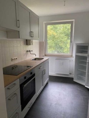 Einziehen und wohlfühlen! 3-Zimmer-Wohnung, Einzugsbereit inkl. Küche!