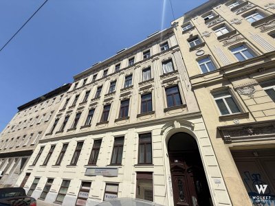 Erstbezug | 2-Zimmer-Altbauwohnung in ruhiger Seitengasse – 2025 frisch saniert mit Stil