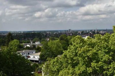 Helle 2-Zimmerwohnung mit tollem Ausblick über Offenburg im 5. OG auf der Lindenhöhe