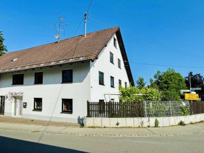 Provisionsfrei für den Käufer:  große Wohnung mit extra Büroräumen