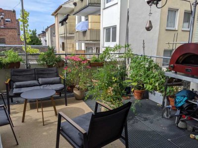 !!Anfragestop!! Ansprechende 5-Zimmer-Wohnung mit gehobener Innenausstattung