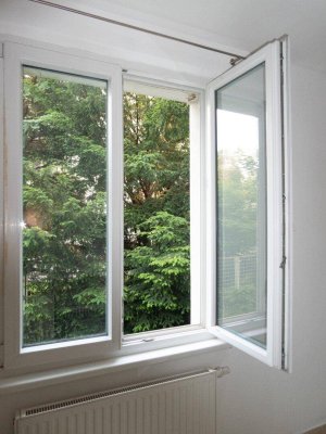 Baden, super zentral gelegen: Mietwohnung mit großen 2 Zimmern