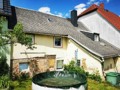 Häuschen im Ortskern von Elstra