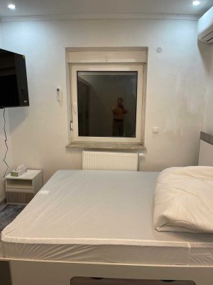 Luxuriöse 1,5-Zimmer Wohnung im 1. OG in Bonn-Duisdorf