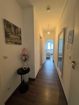 Helle 2-Zimmer Wohnung mit Balkon in ruhiger Lage