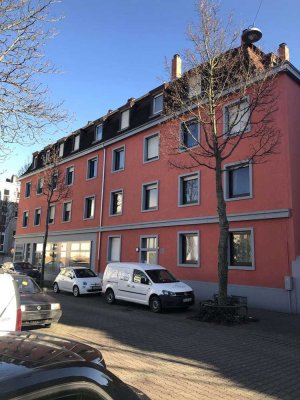 Die ideale Single-2-ZKB-Erdgeschoß-Wohnung in Mannheim-Waldhof
