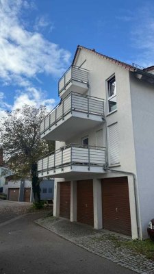 3-Zimmer-Dachgeschoss-Maissonette-Wohnung