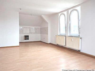 Schöne kleine 2-Raum-DG-Wohnung zum fairen Preis !