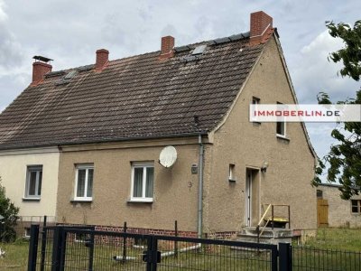 IMMOBERLIN.DE - Doppelhaushälfte mit Sonnengarten, Garage & Sanierungspotential
