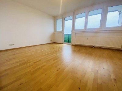 Toller Fernblick - 2 -Zimmer-Appartement im Süden von St. Pölten + Parkplatz