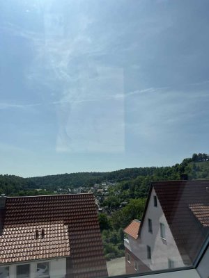 Kernsanierte Maisonettewohnung  in herrlichster Aussichtlage