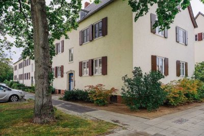 3-Zimmer-Wohnung sucht Nachmieter // EG links