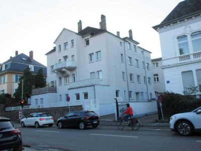 GROßzügig, LICHTdurchflutet